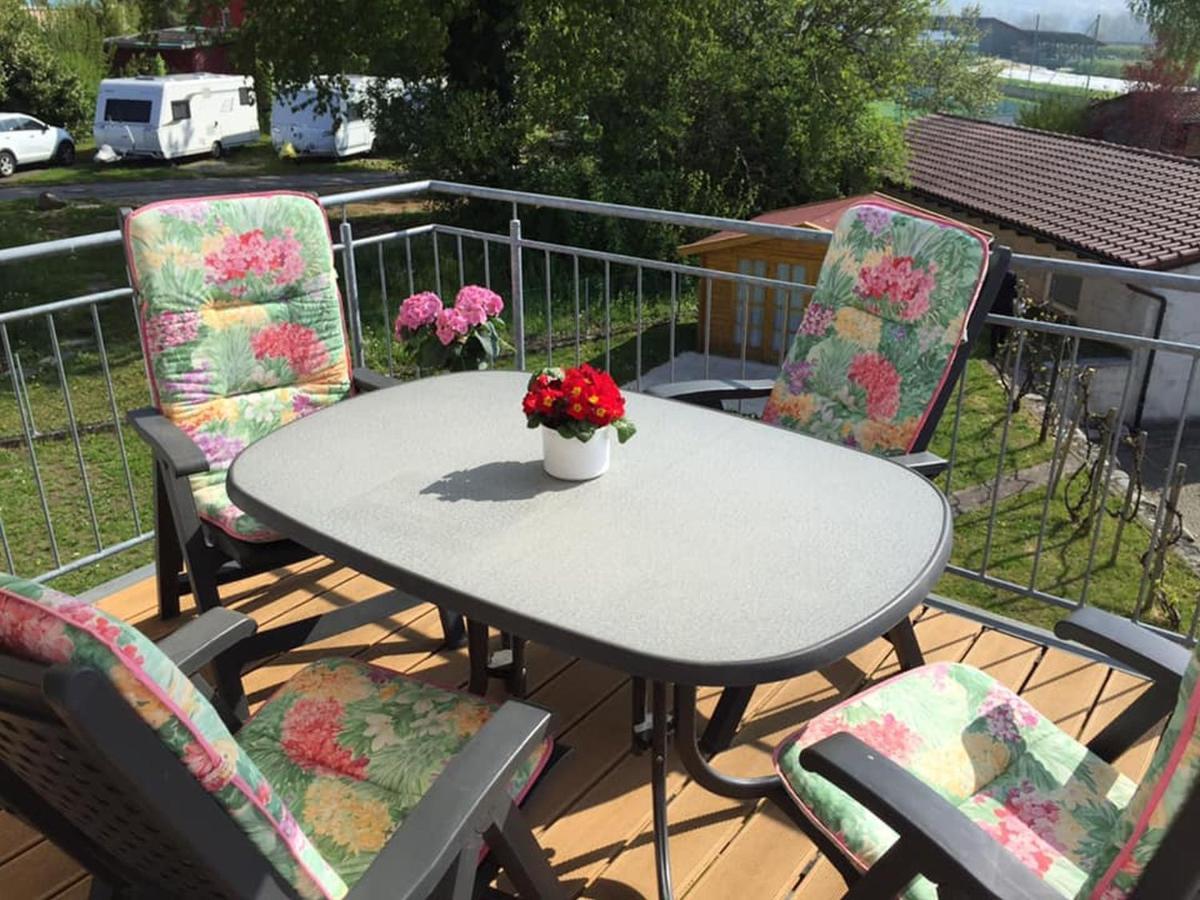 Kunibert, 120 Qm Apartment Stockach Luaran gambar