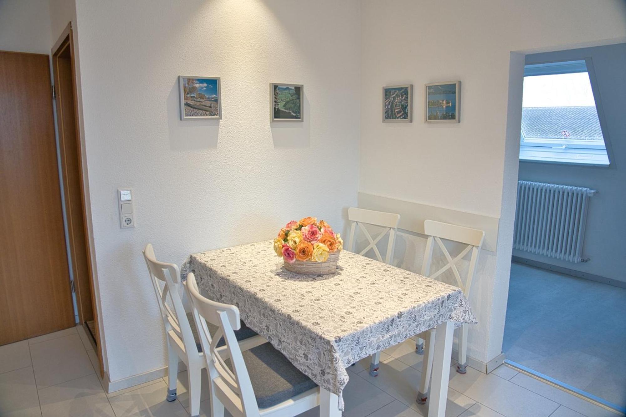 Kunibert, 120 Qm Apartment Stockach Luaran gambar